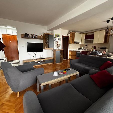Central Skopje Apartment ภายนอก รูปภาพ
