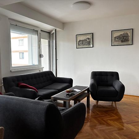 Central Skopje Apartment ภายนอก รูปภาพ